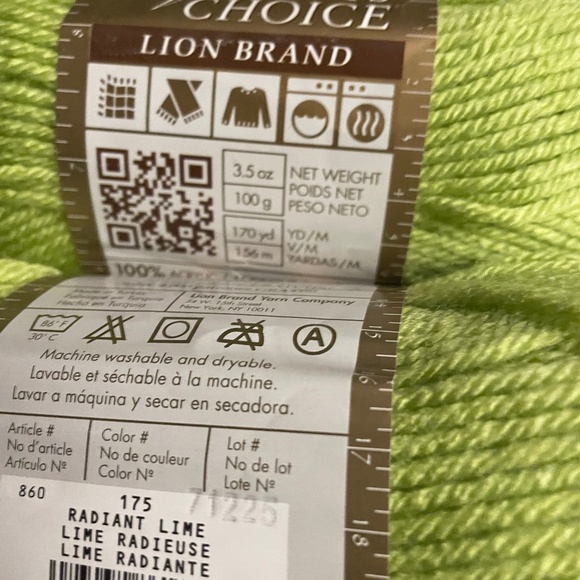 Yarn 🧶 - Picture 1 of 3